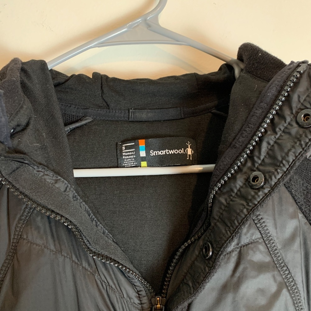 Smartwool Black Puffer Jacket - Picture 5 of 9
